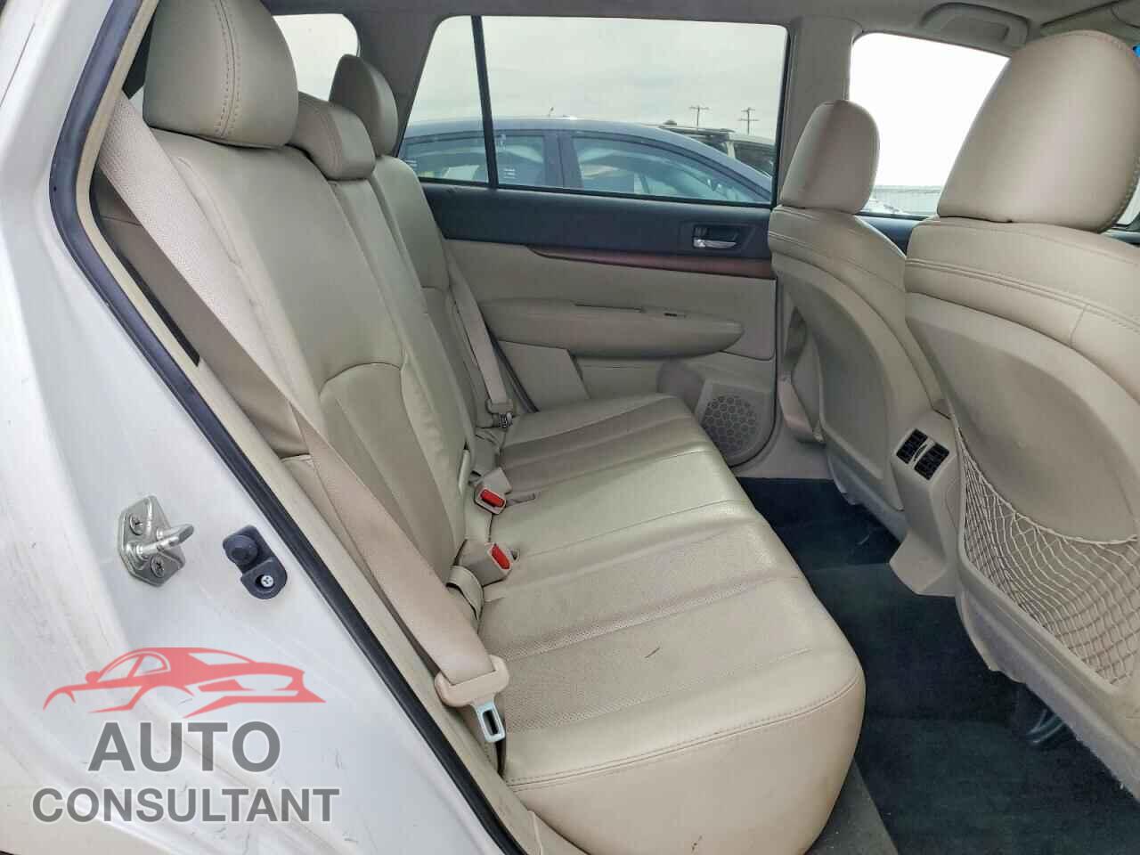 SUBARU OUTBACK 2013 - 4S4BRBKC2D3239356