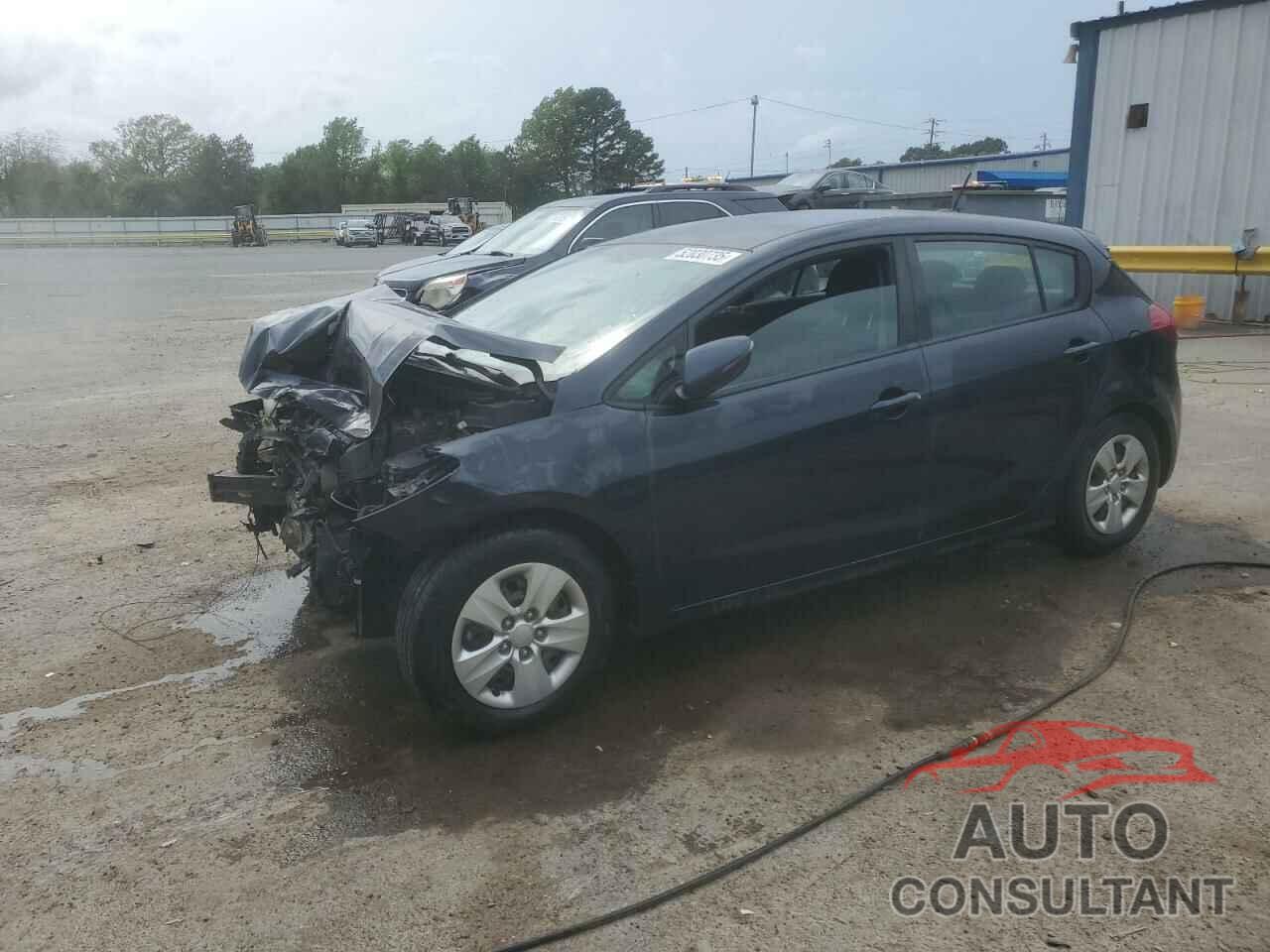KIA FORTE 2017 - KNAFK5A85H5706866