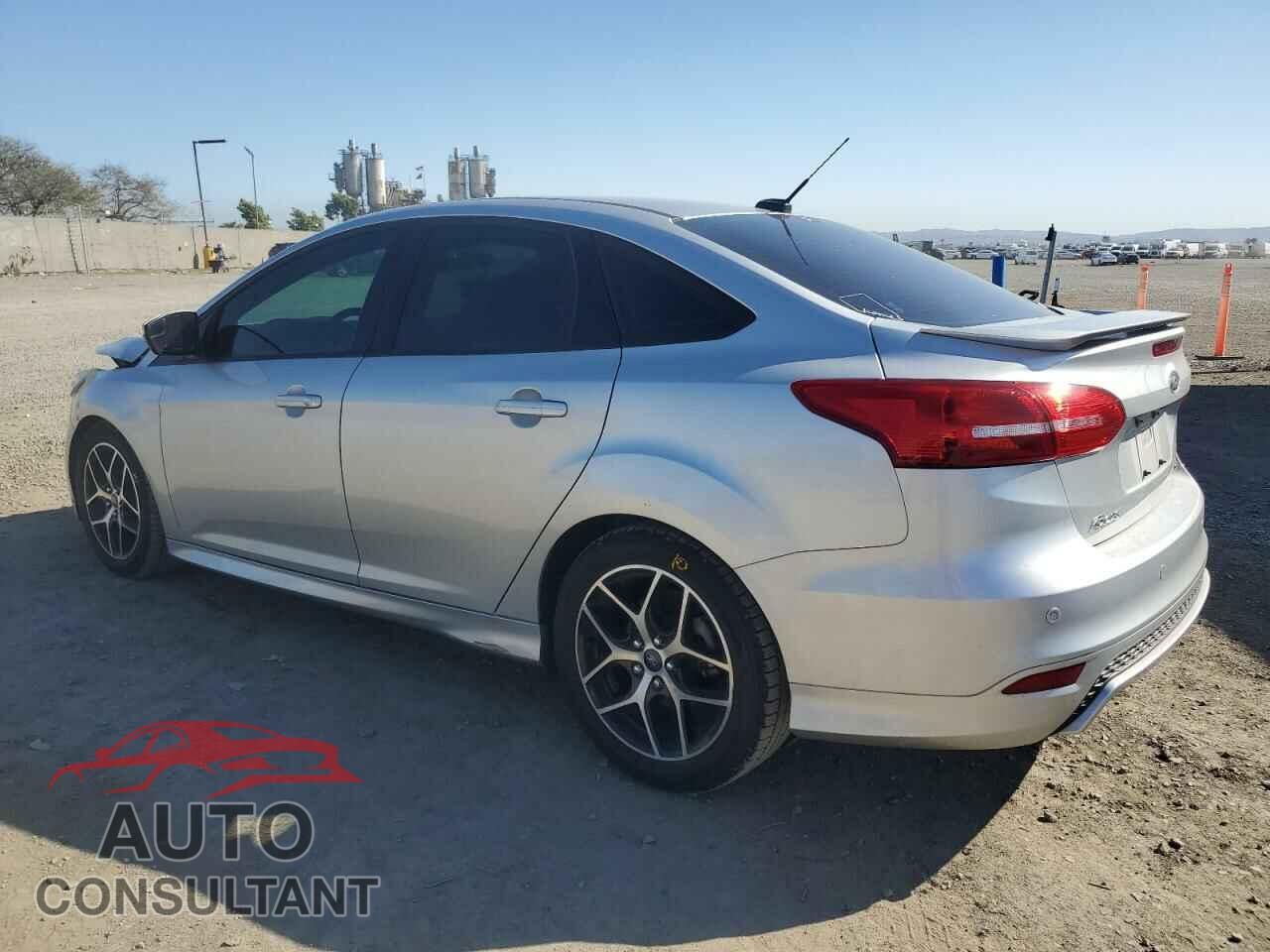 FORD FOCUS 2016 - 1FADP3F2XGL306242