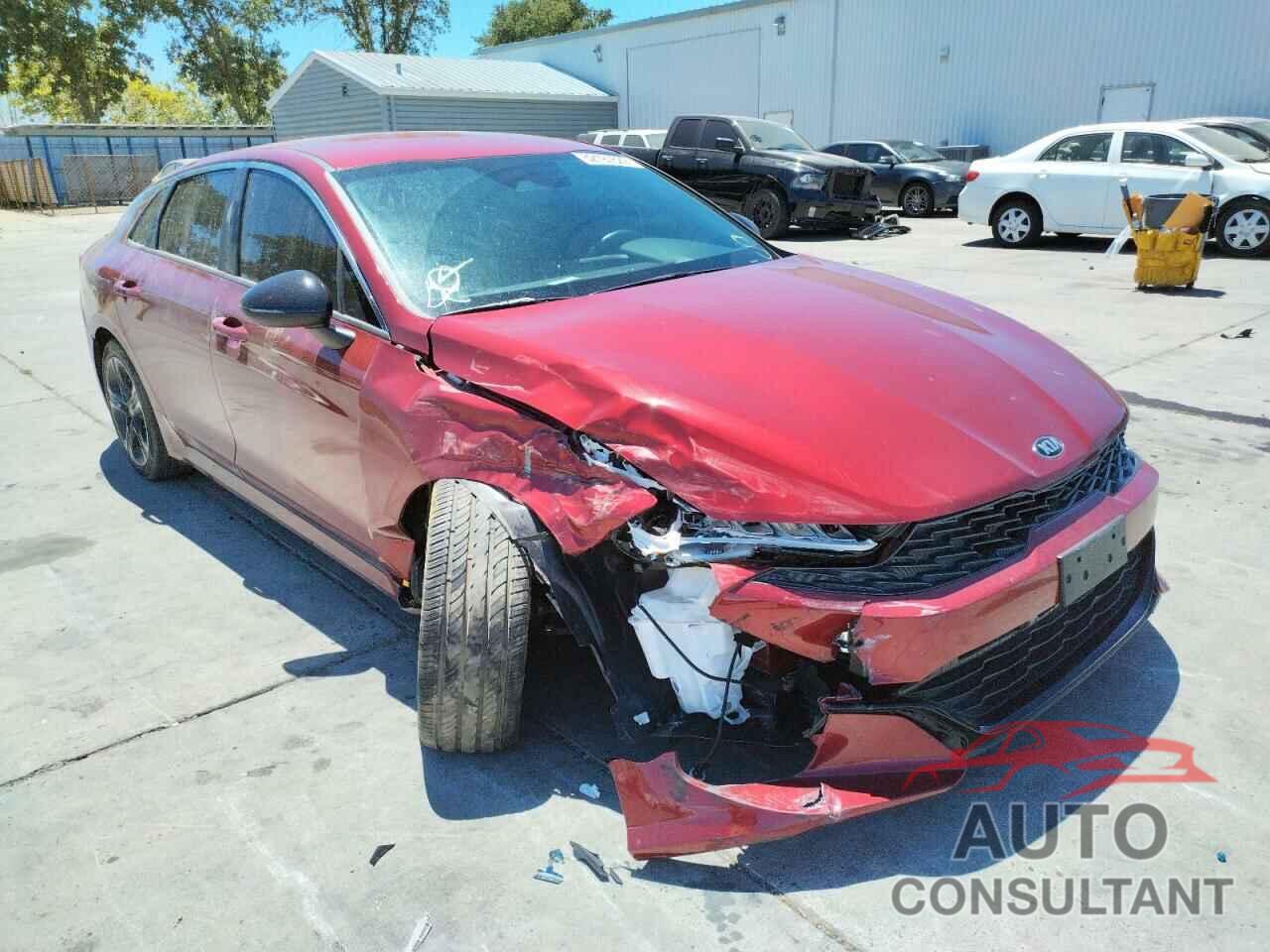 KIA K5 2021 - 5XXG64J27MG010601