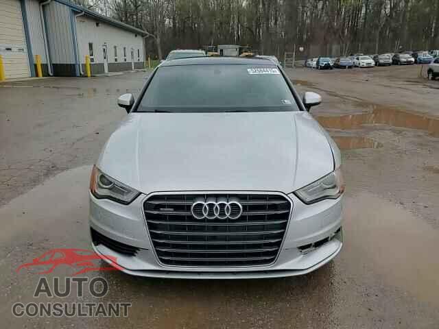 AUDI A3 2015 - WAUBFGFF7F1016501