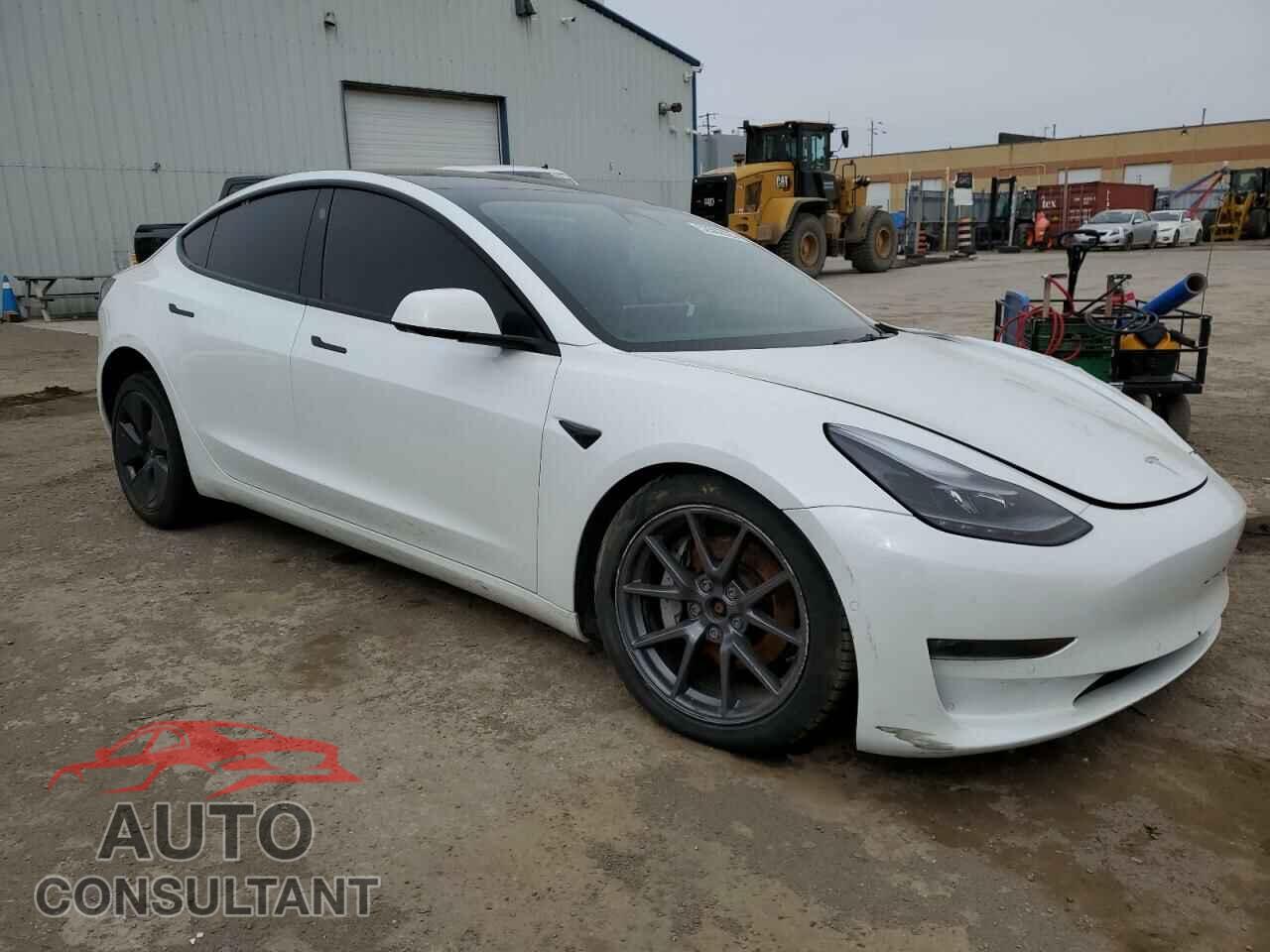 TESLA MODEL 3 2022 - 5YJ3E1EB3NF353131
