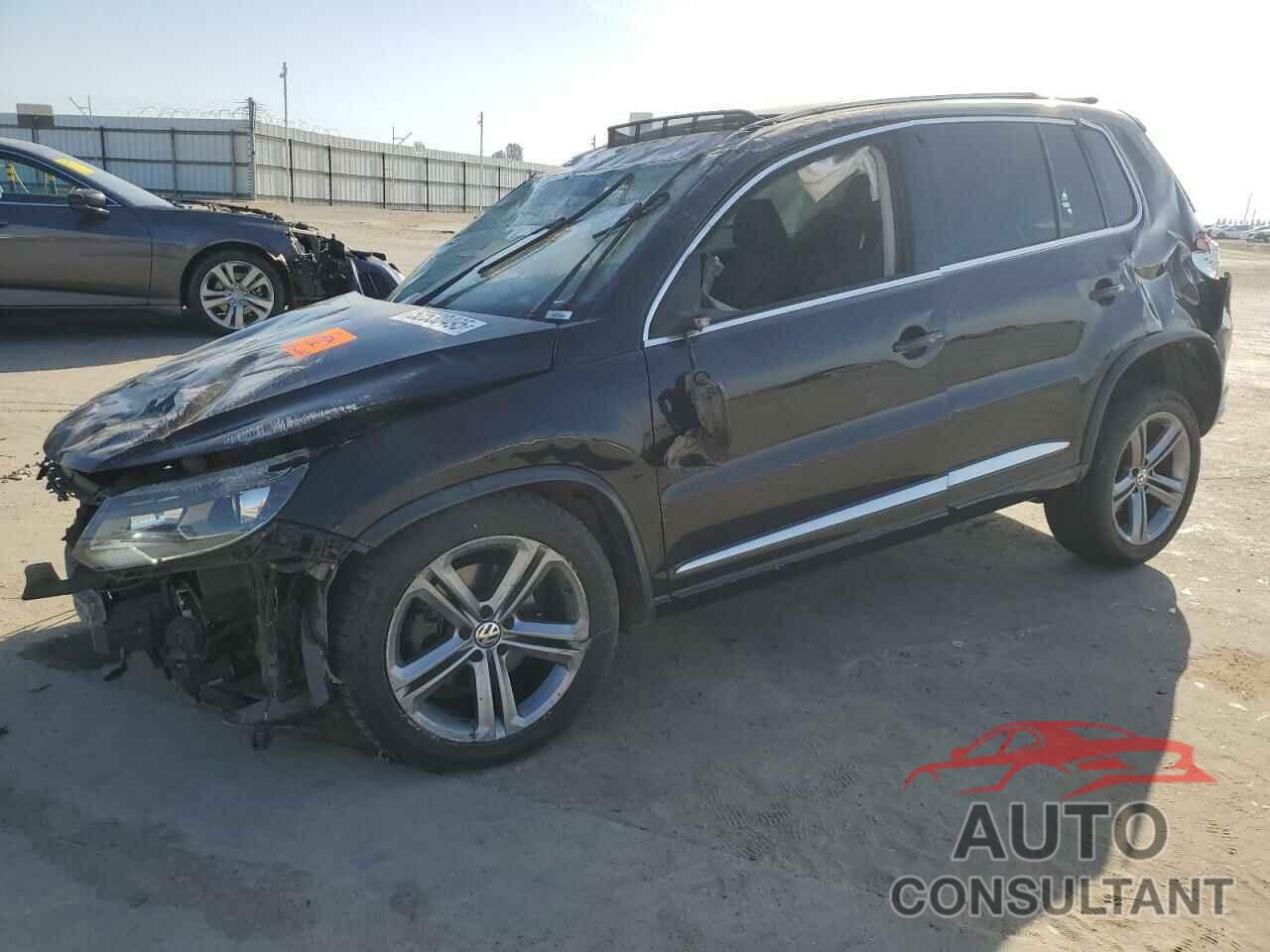 VOLKSWAGEN TIGUAN 2017 - WVGTV7AX4HK009203