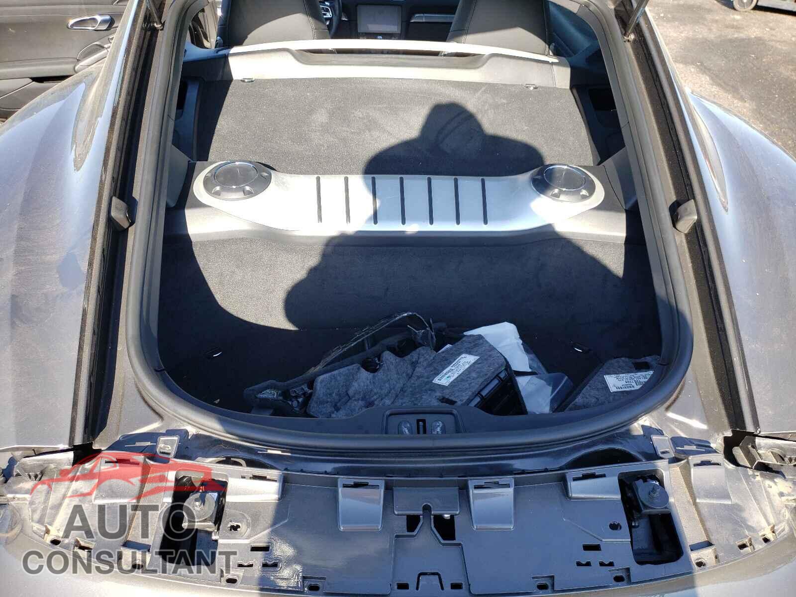 PORSCHE CAYMAN 2019 - WP0AA2A82KS261008