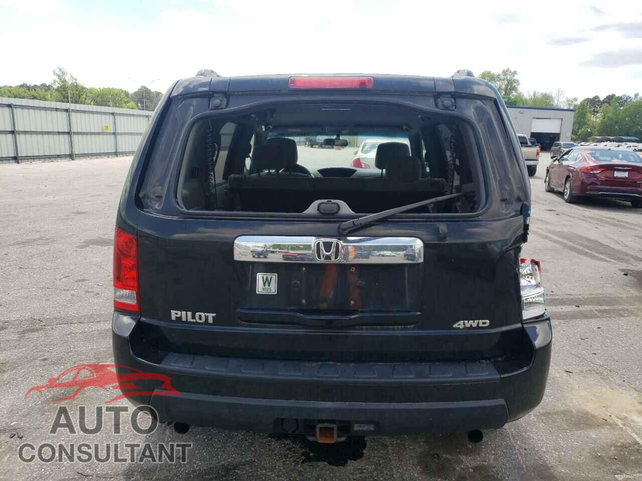 HONDA PILOT 2011 - 5FNYF4H27BB074017