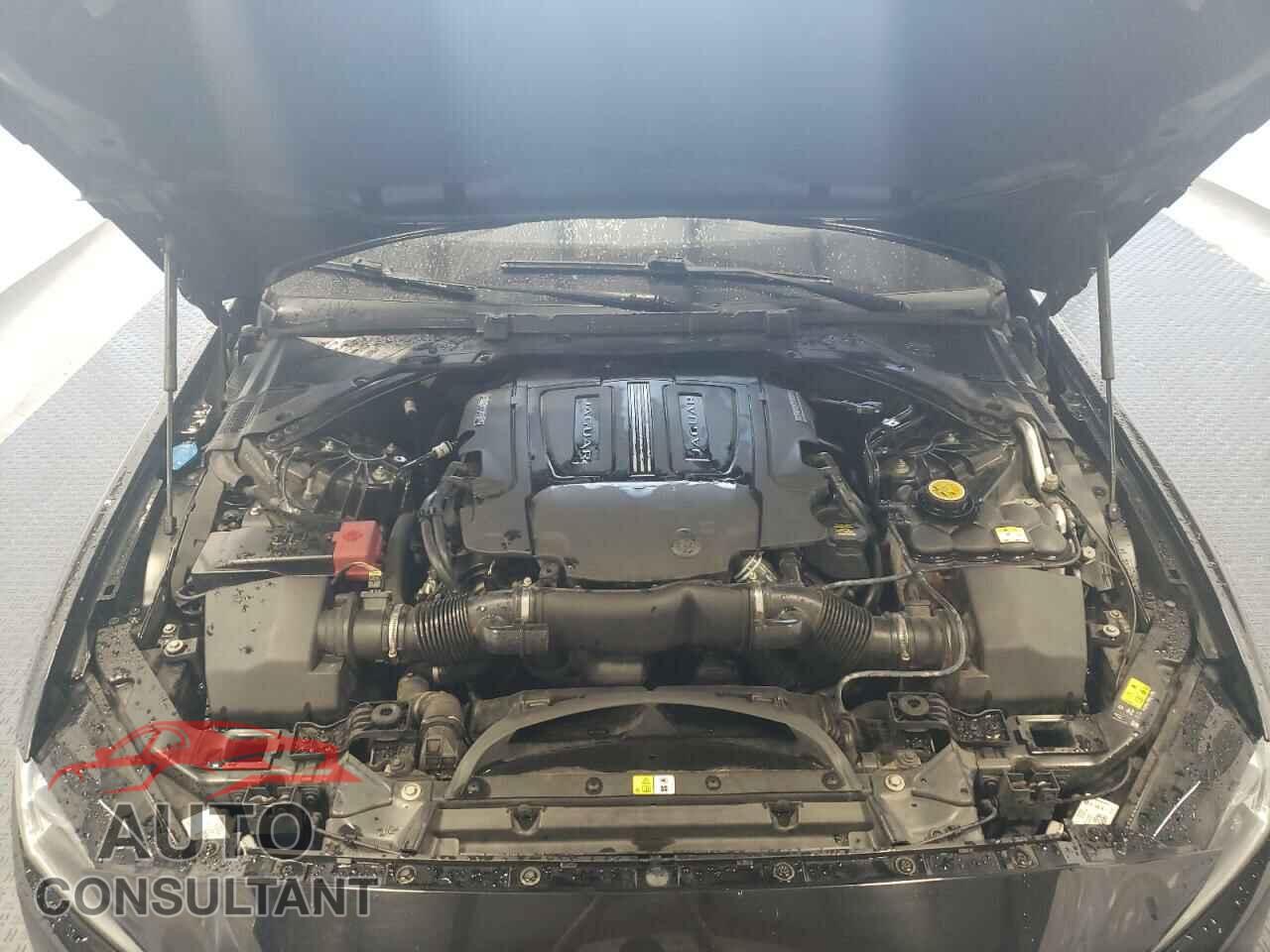 JAGUAR XE 2017 - SAJAF4BV8HA951783
