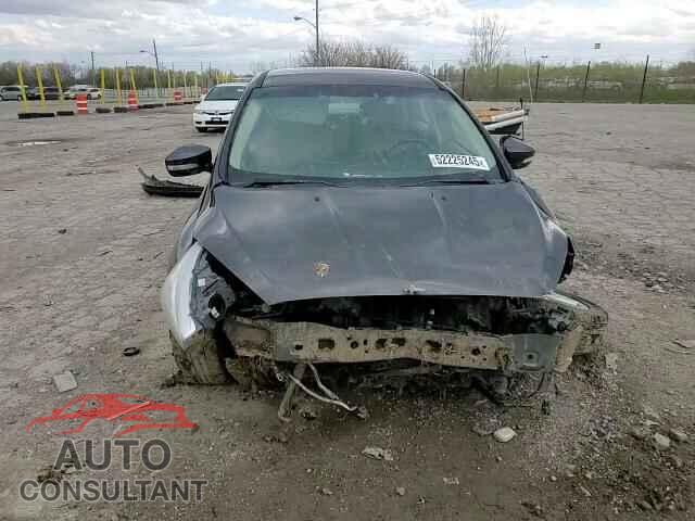 FORD FOCUS 2016 - 1FADP3F22GL288769