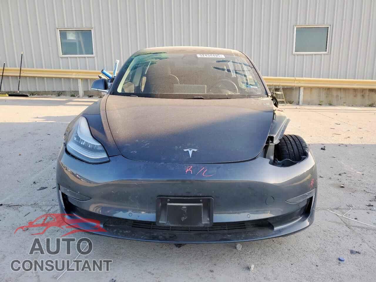TESLA MODEL 3 2020 - 5YJ3E1EB2LF710618