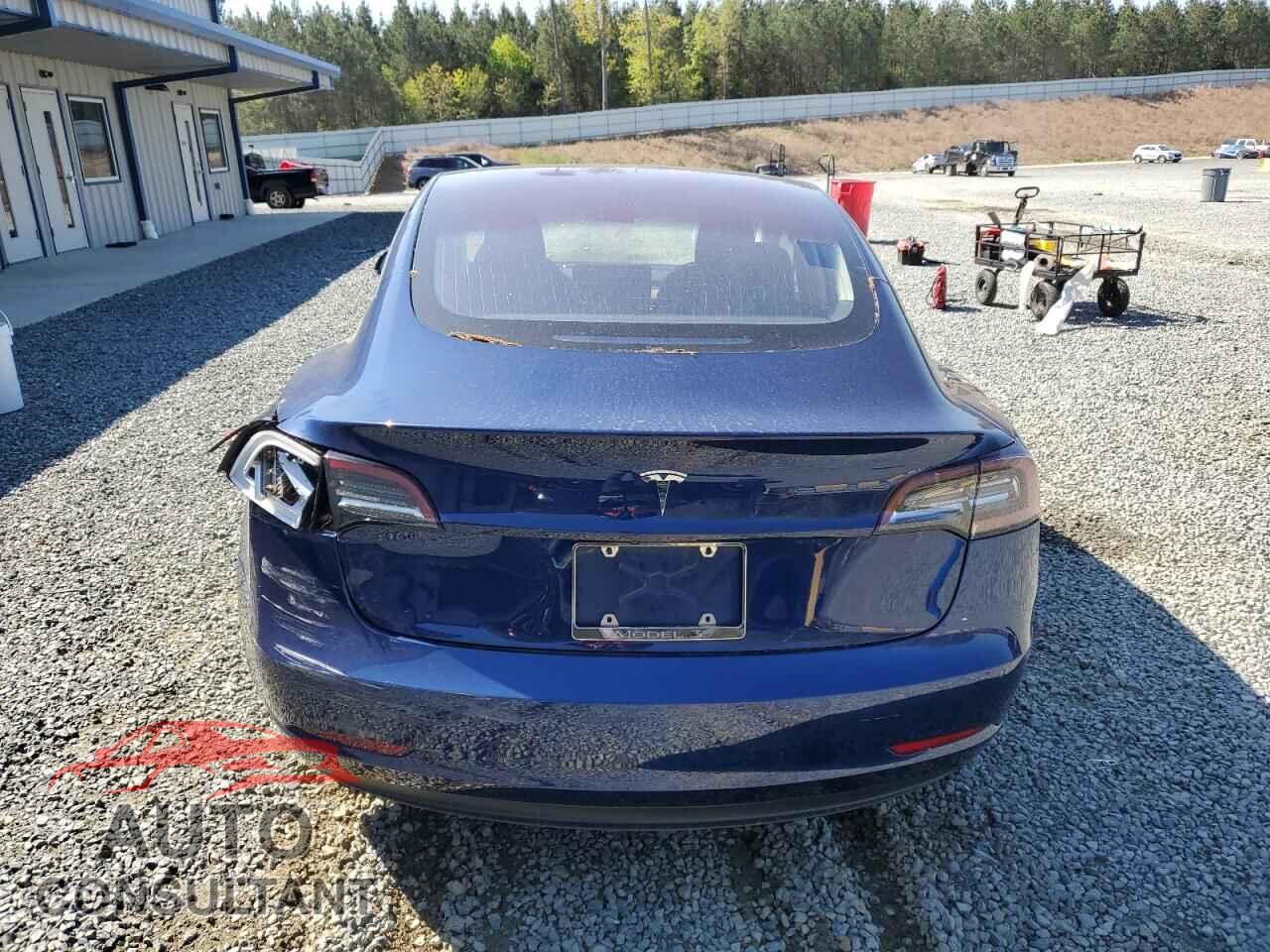 TESLA MODEL 3 2018 - 5YJ3E1EAXJF005621