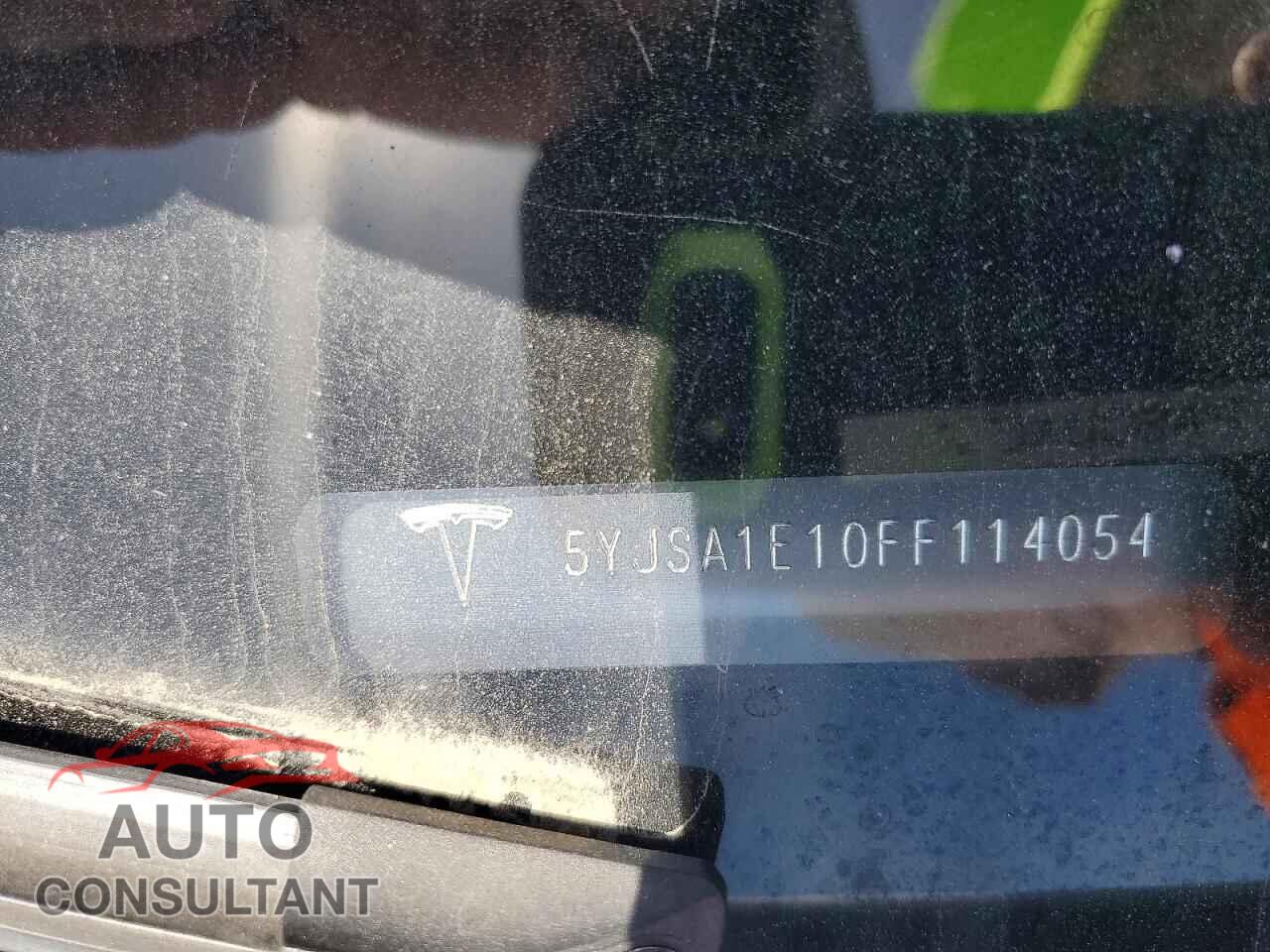 TESLA MODEL S 2015 - 5YJSA1E10FF114054