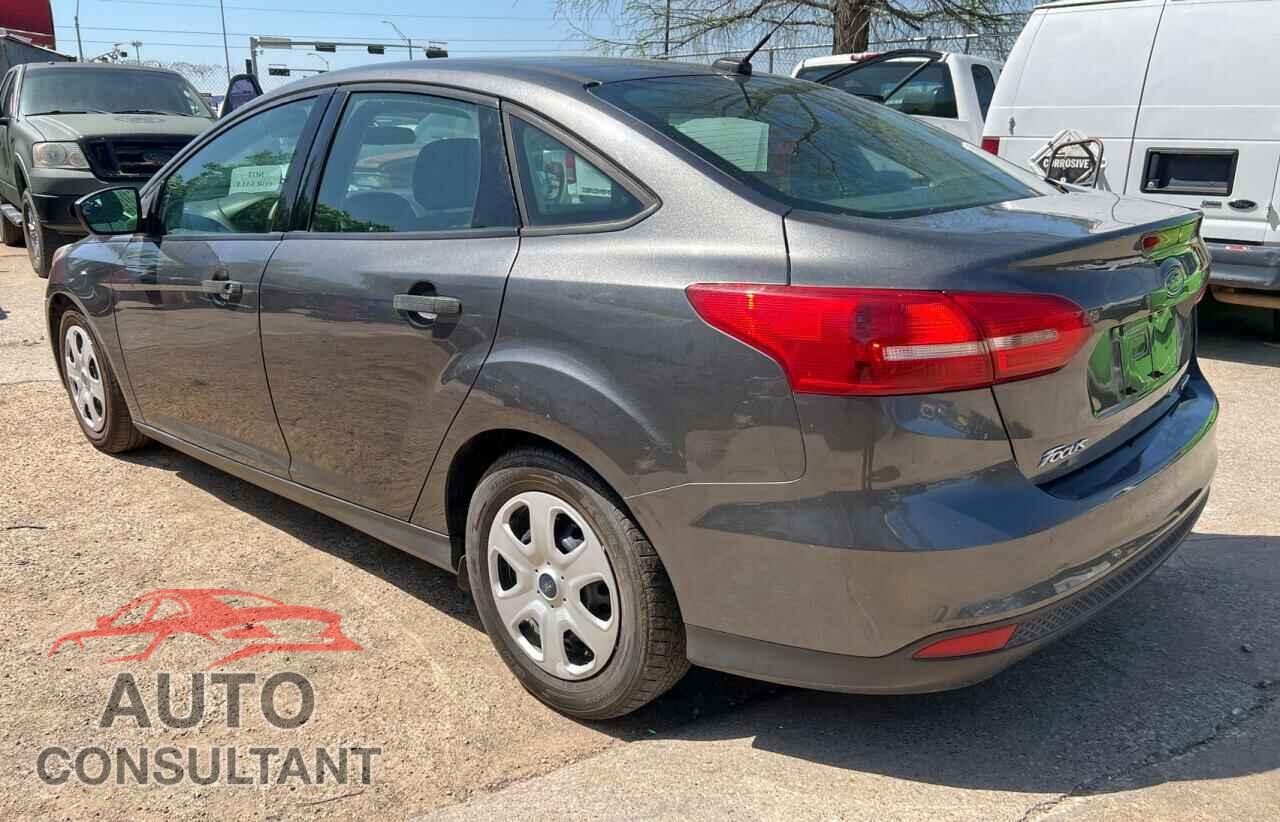 FORD FOCUS 2016 - 1FADP3E25GL229944