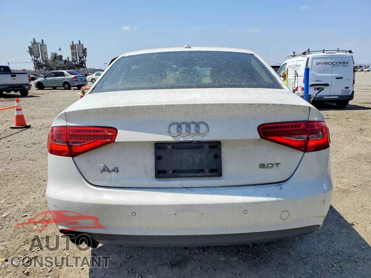 AUDI A4 2013 - WAUEFAFL2DN018940