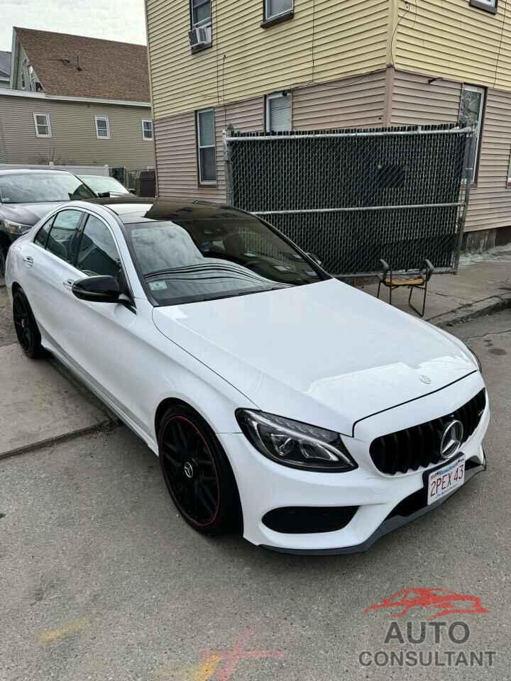 MERCEDES-BENZ C-CLASS 2016 - 55SWF4KB0GU124228