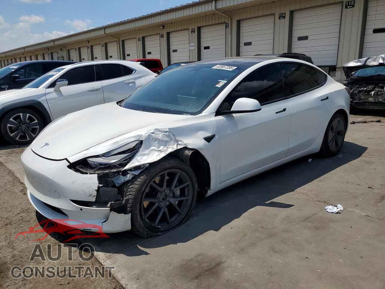 TESLA MODEL 3 2021 - 5YJ3E1EB5MF093149