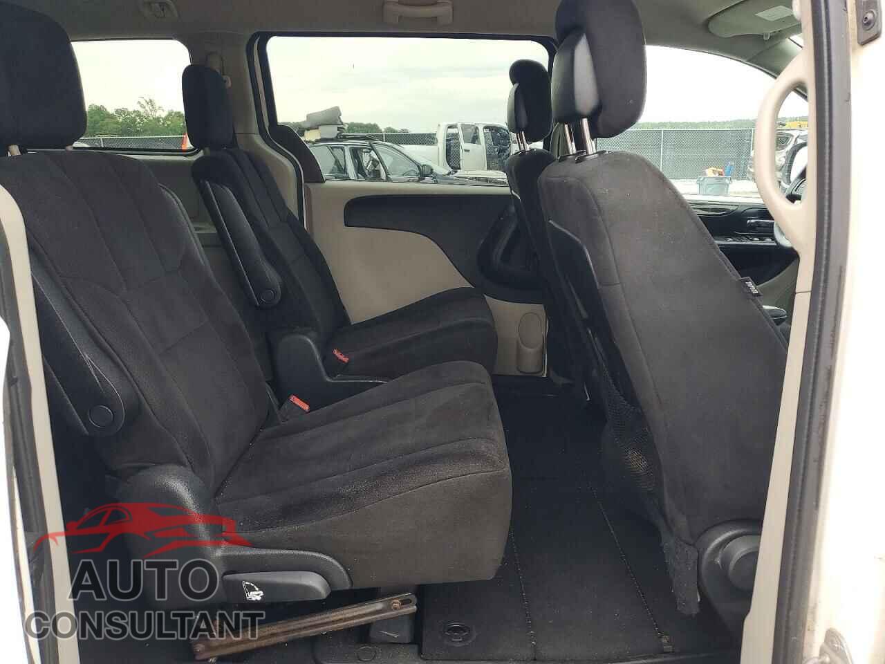 DODGE CARAVAN 2011 - 2D4RN3DG0BR711551