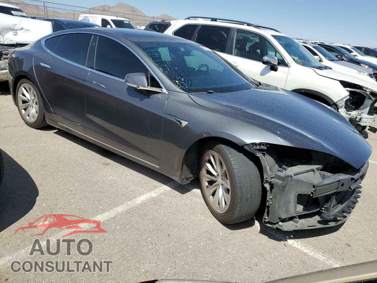 TESLA MODEL S 2018 - 5YJSA1E22JF272395