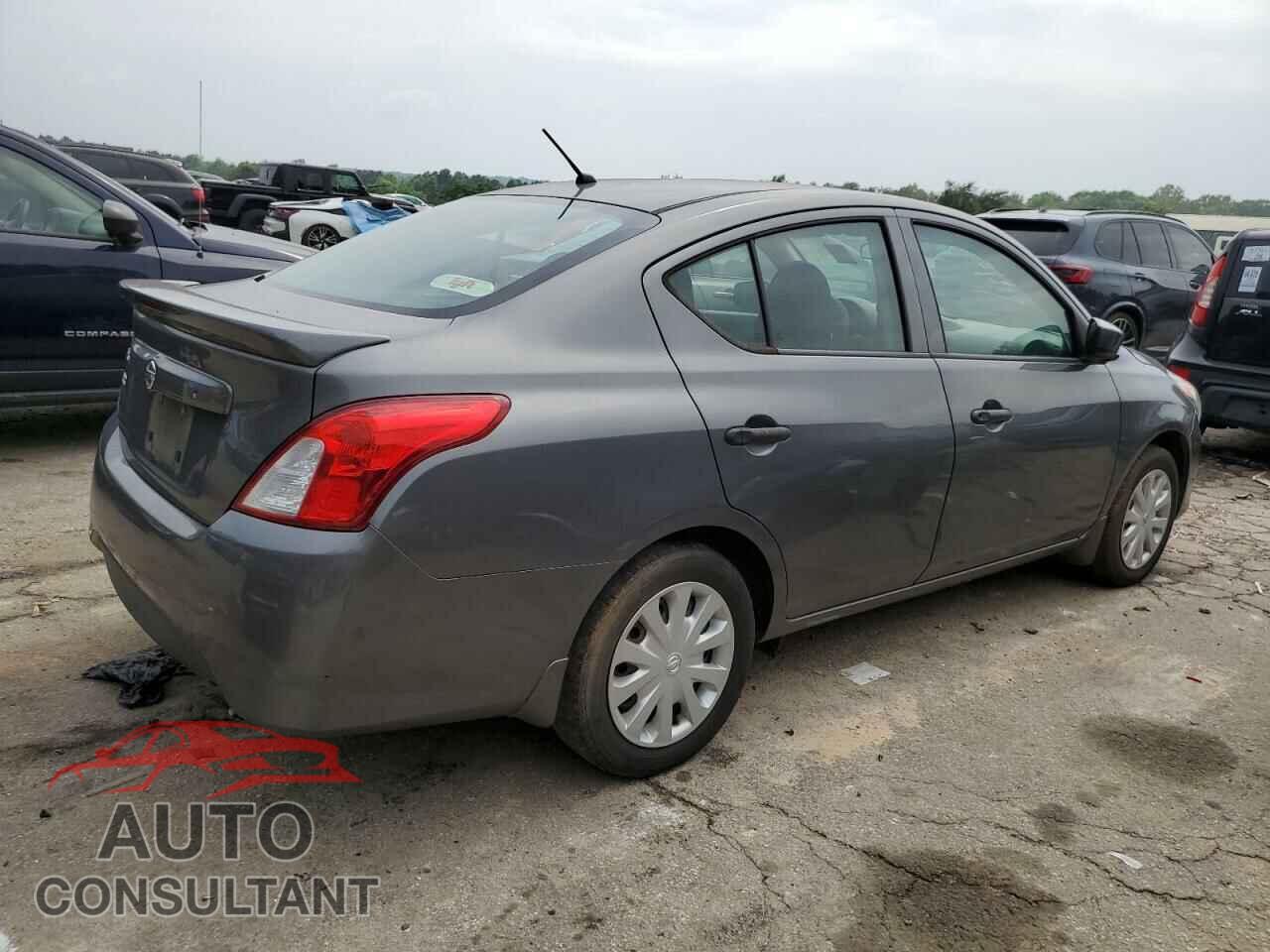 NISSAN VERSA 2017 - 3N1CN7AP2HL849423