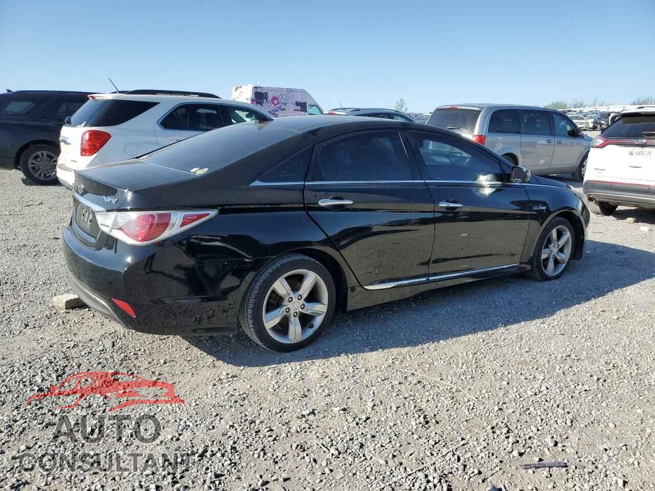 HYUNDAI SONATA 2012 - KMHEC4A47CA047493