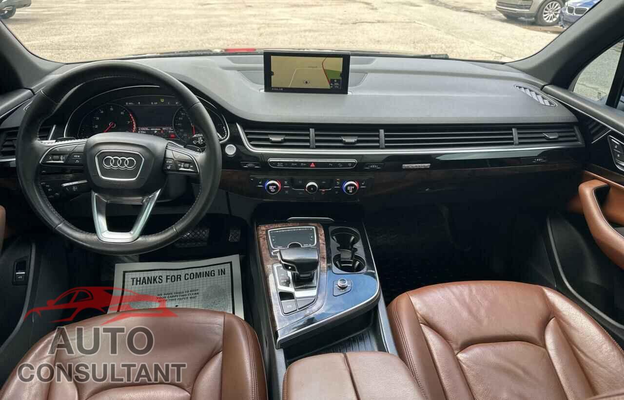 AUDI Q7 2017 - WA1AAAF72HD008806