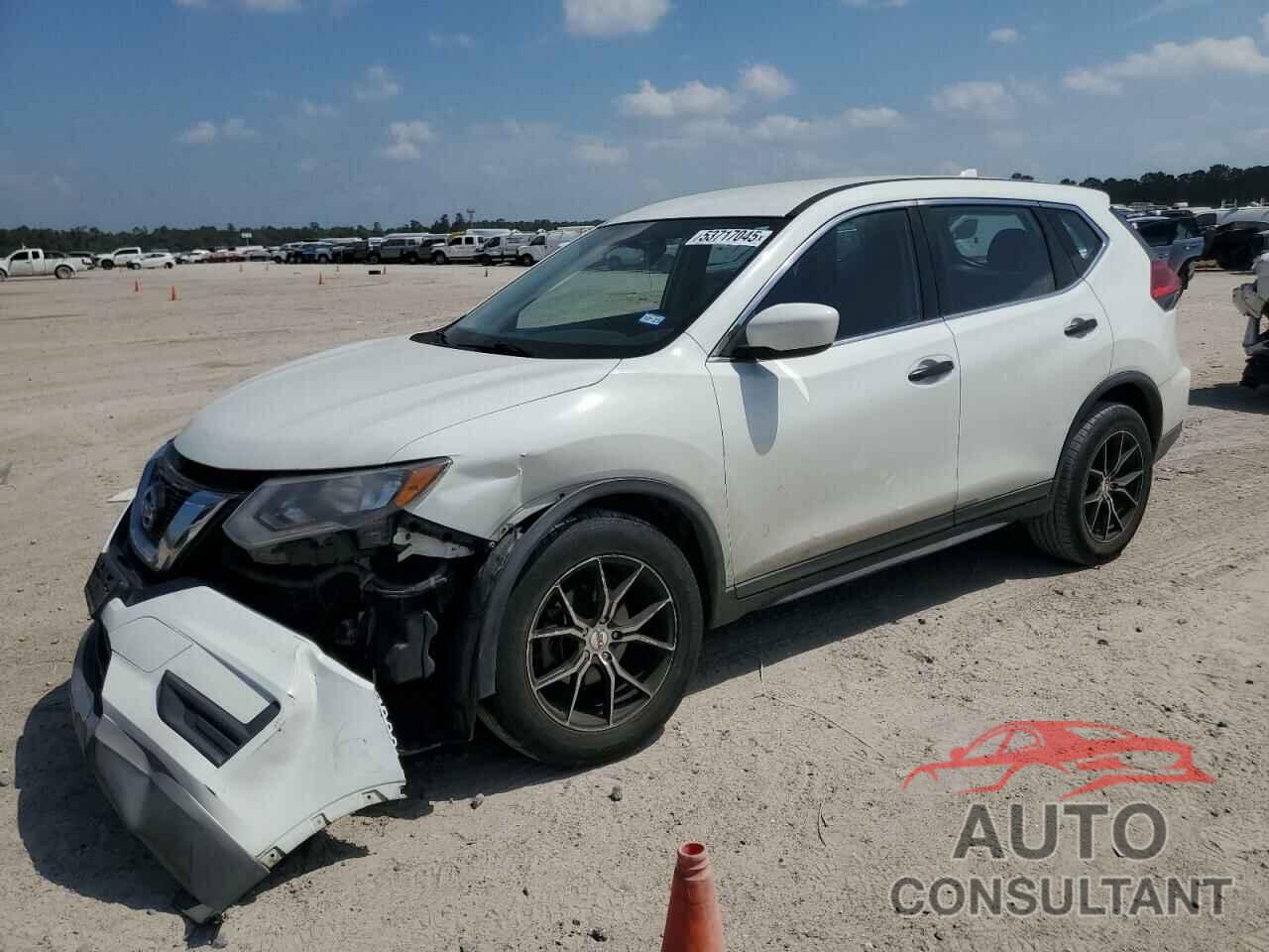 NISSAN ROGUE 2017 - KNMAT2MV7HP548402