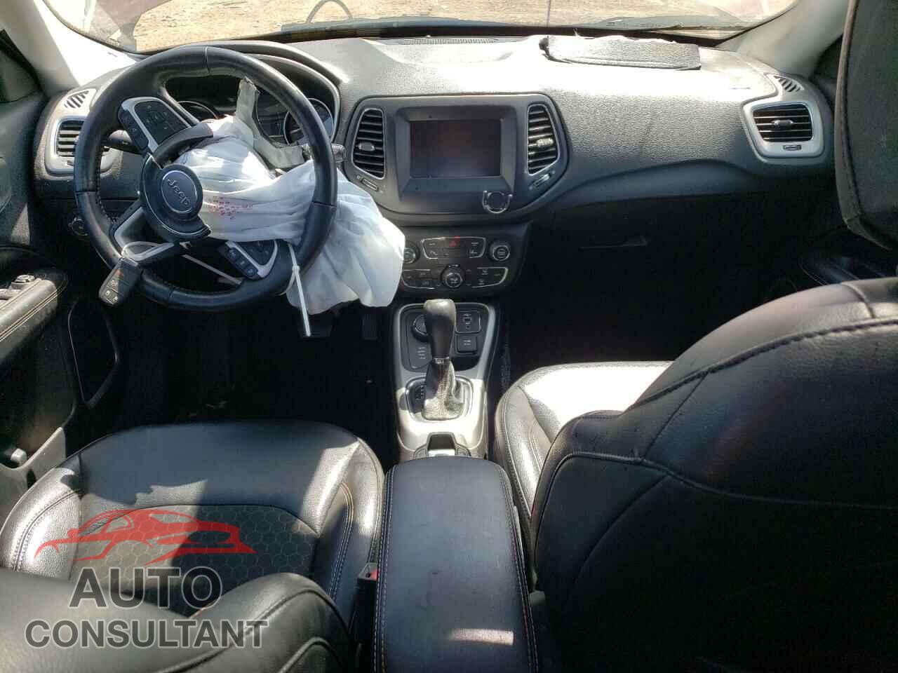 JEEP COMPASS 2020 - 3C4NJDBB6LT217469