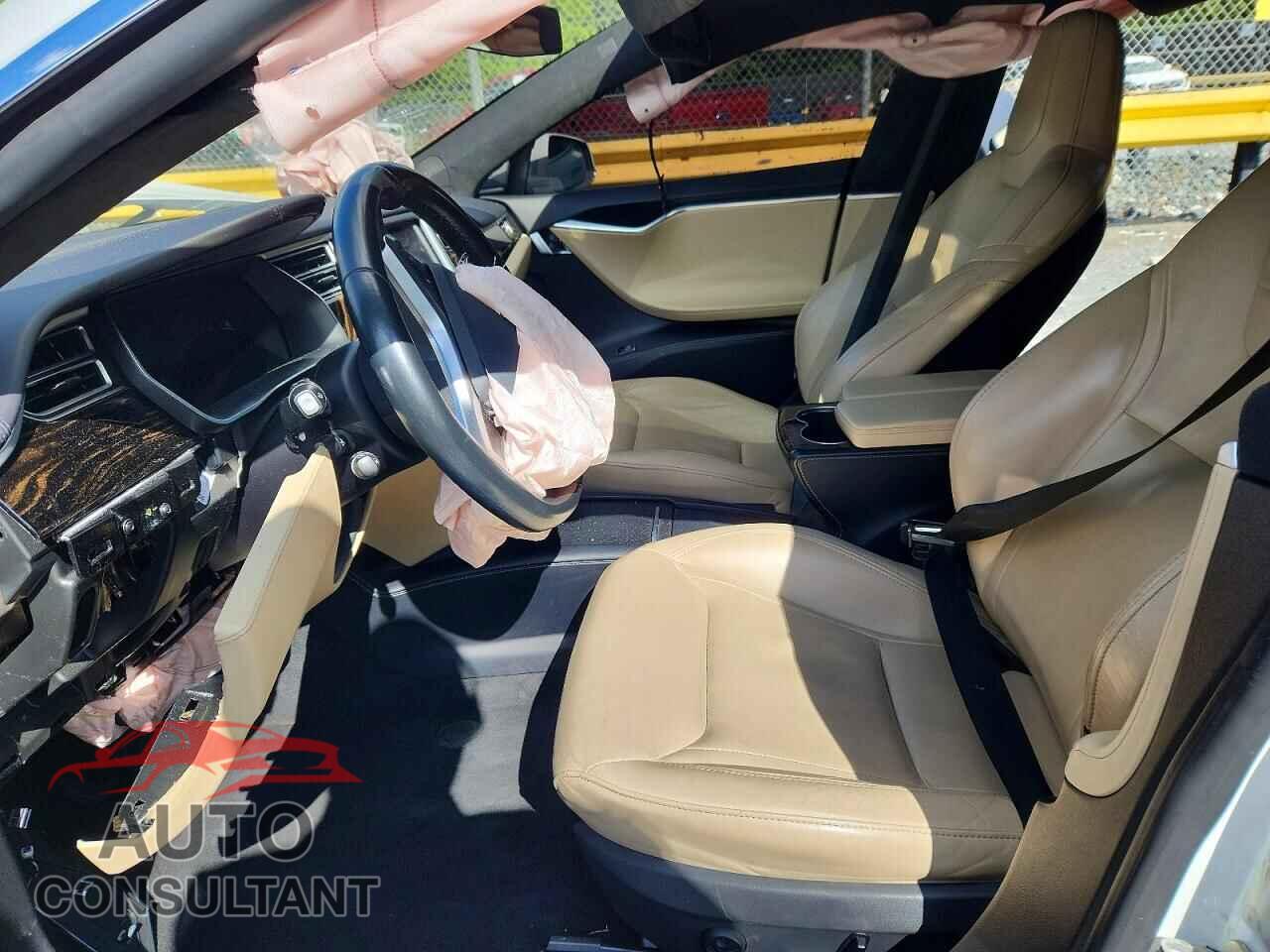 TESLA MODEL S 2016 - 5YJSA1E11GF156024
