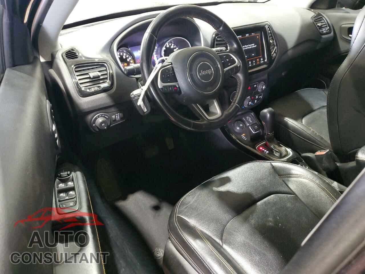 JEEP COMPASS 2020 - 3C4NJDCB7LT236093