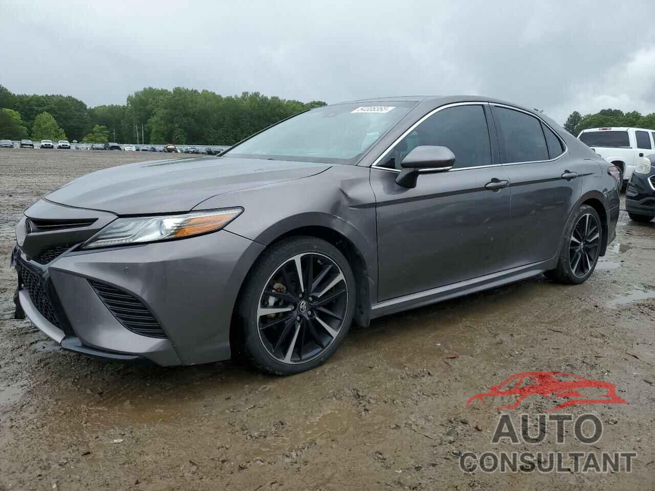 TOYOTA CAMRY 2018 - 4T1B61HK4JU131120