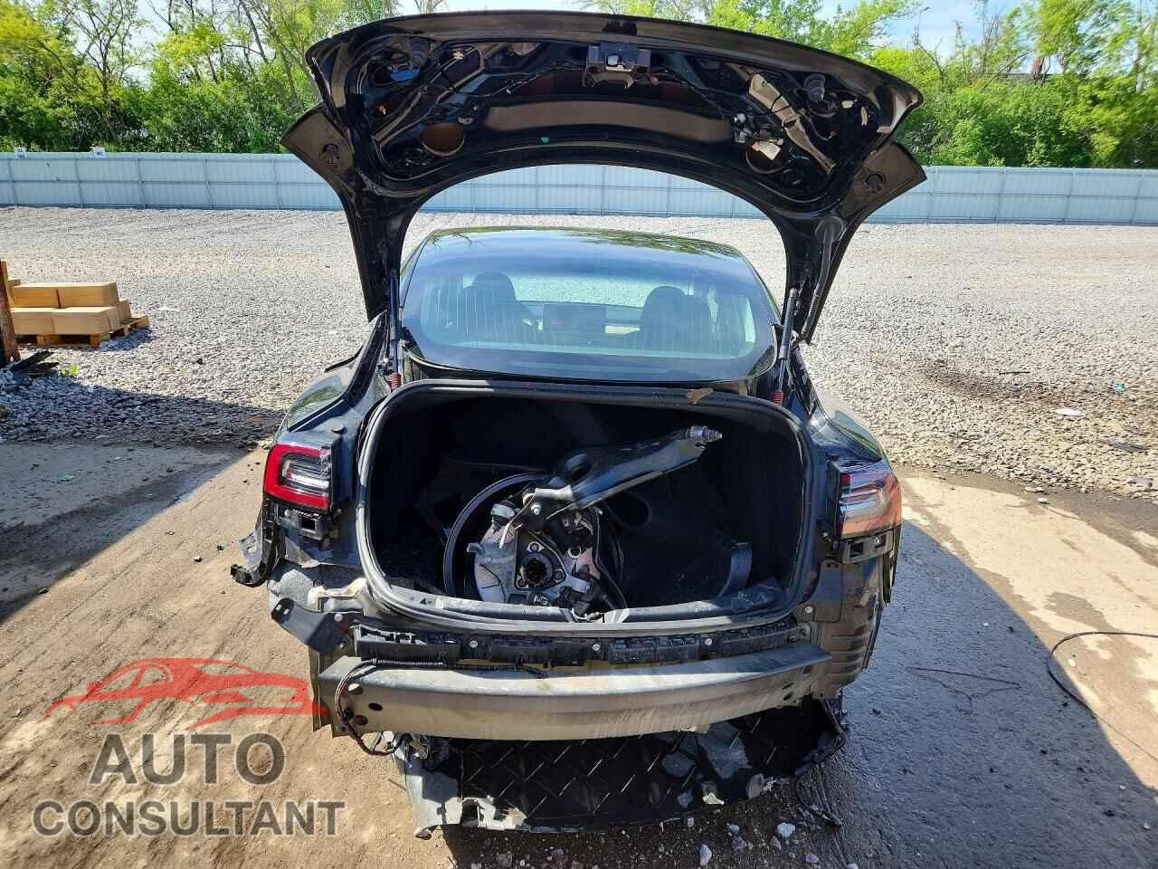 TESLA MODEL 3 2019 - 5YJ3E1EA2KF189972