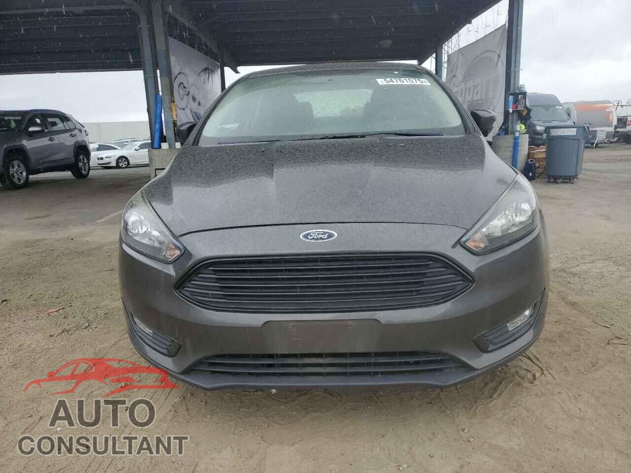 FORD FOCUS 2017 - 1FADP3FE5HL308654