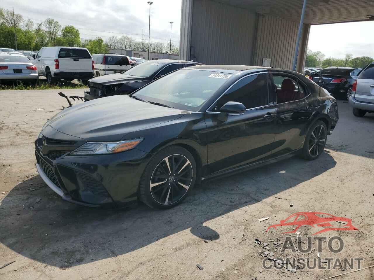 TOYOTA CAMRY 2018 - 4T1BZ1HK2JU018256
