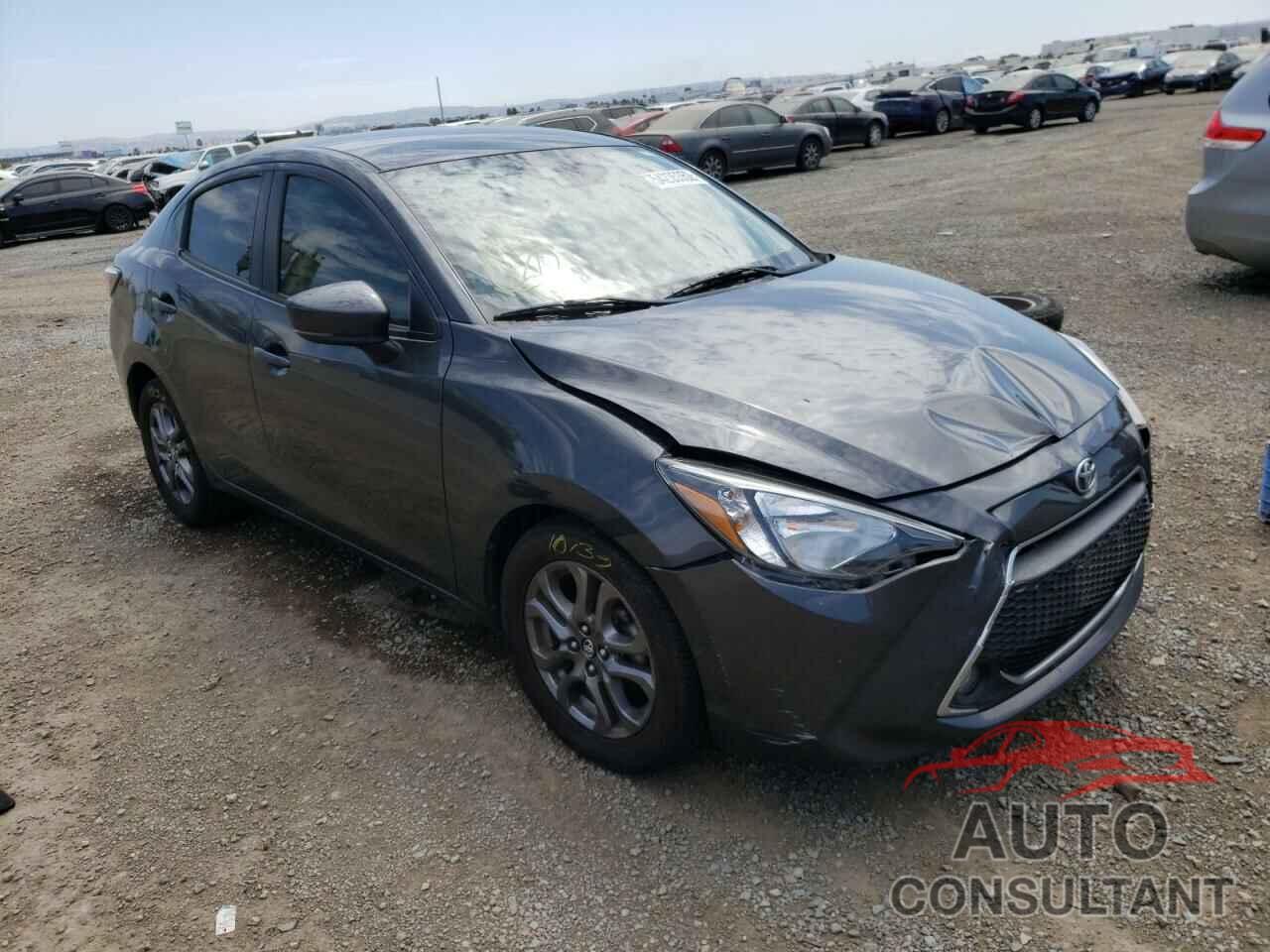 TOYOTA YARIS 2019 - 3MYDLBYV6KY514031