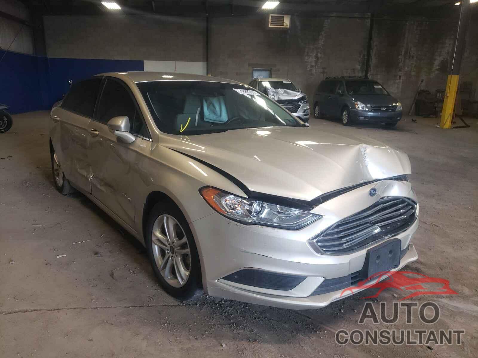 FORD FUSION 2018 - 3FA6P0LU8JR221261