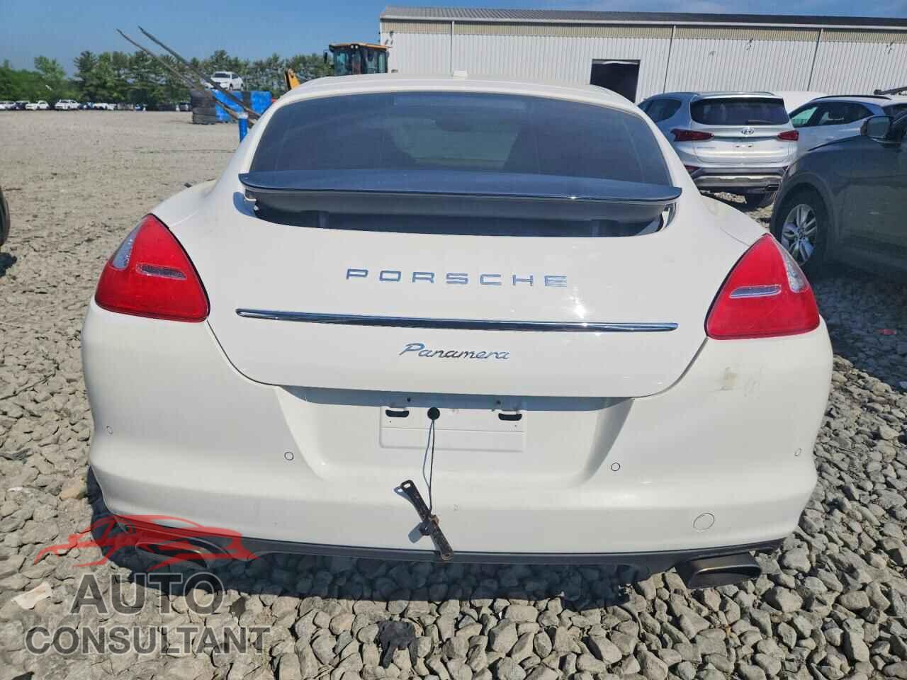 PORSCHE PANAMERA 2011 - WP0AA2A77BL021678