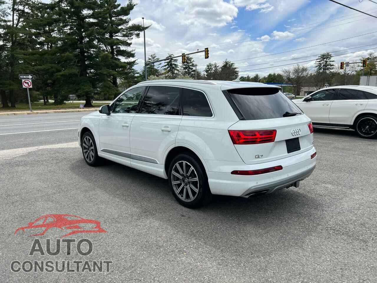 AUDI Q7 2017 - WA1AAAF7XHD033601