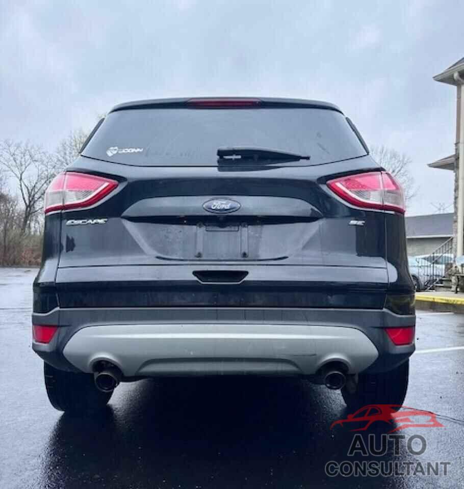 FORD ESCAPE 2016 - 1FMCU0G76GUA41526