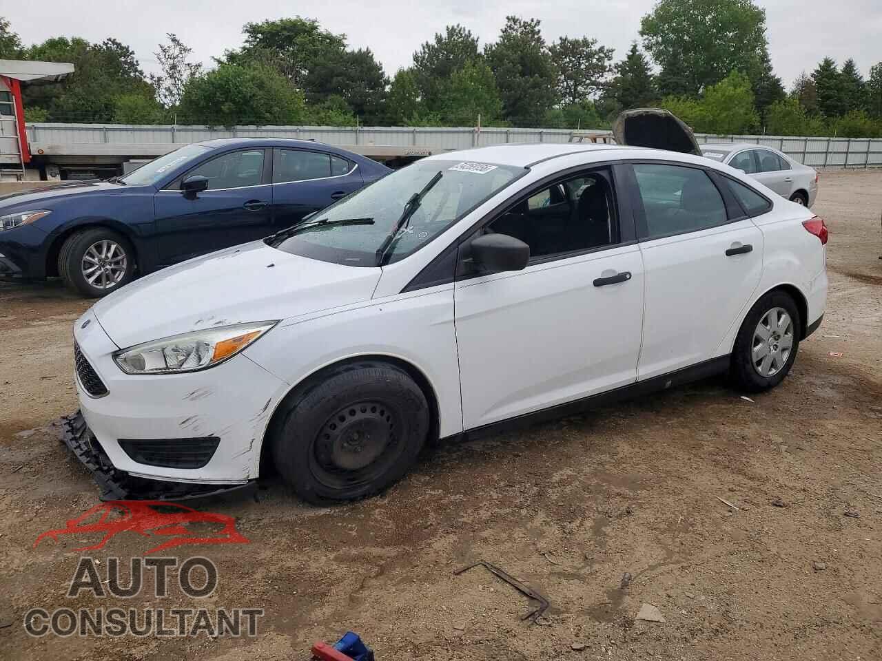 FORD FOCUS 2015 - 1FADP3E25FL312370