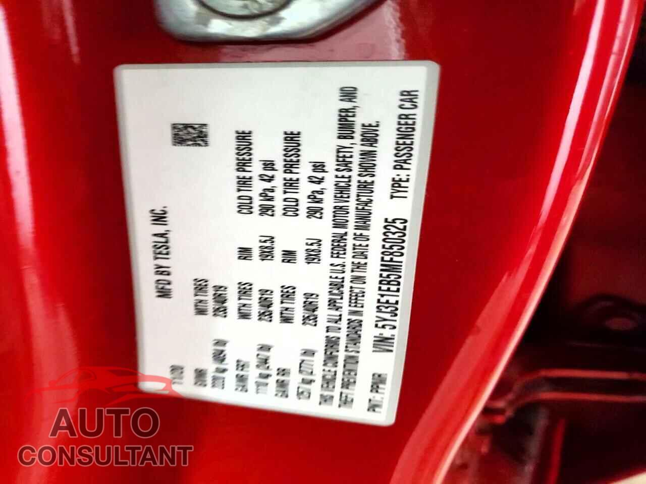 TESLA MODEL 3 2021 - 5YJ3E1EB5MF850325