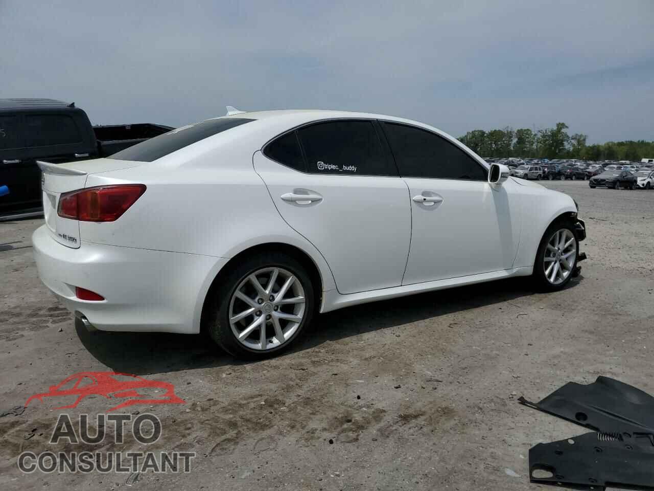 LEXUS IS 2012 - JTHCE5C29C5002439