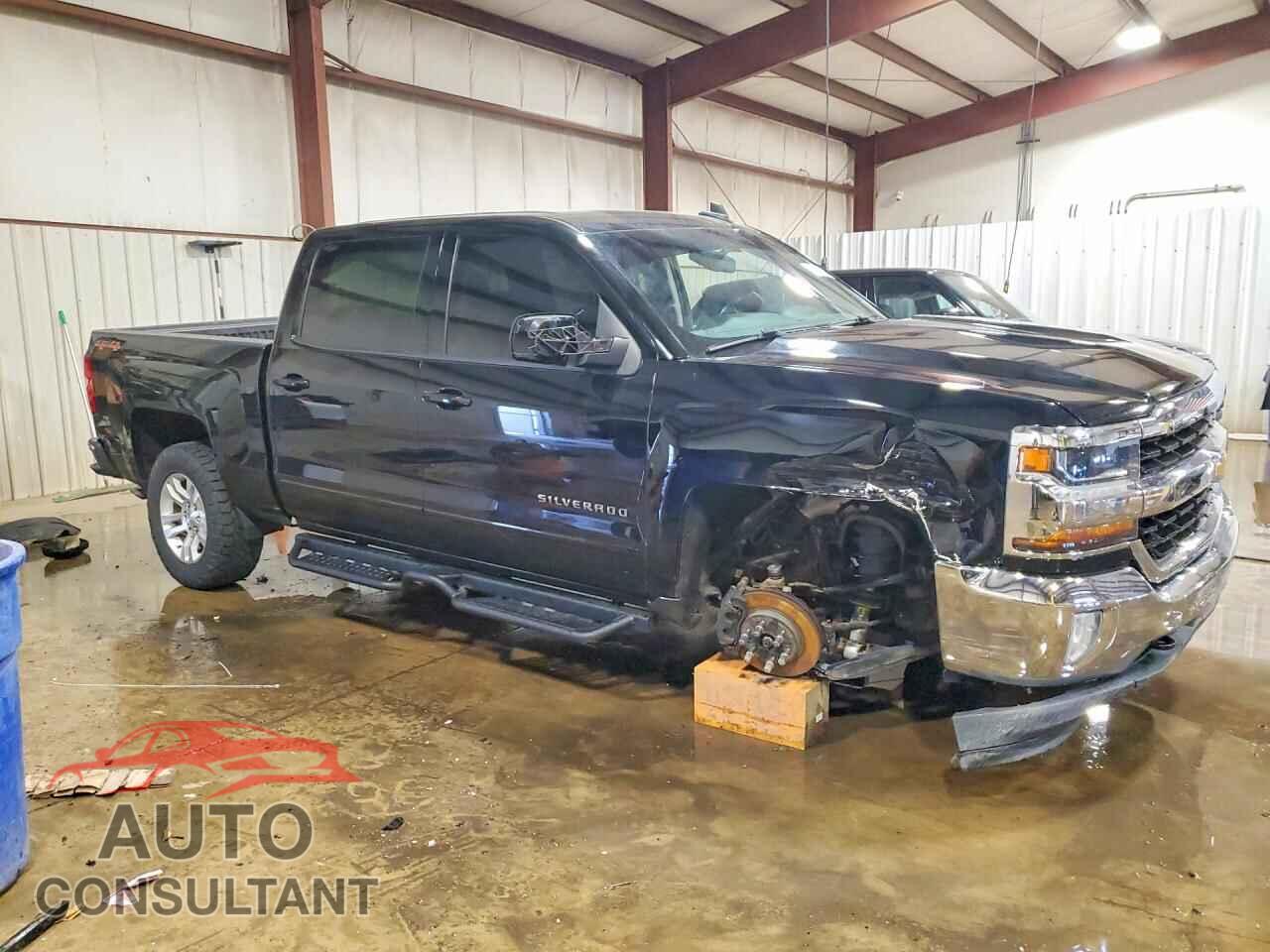 CHEVROLET SILVERADO 2017 - 3GCUKREC6HG420632