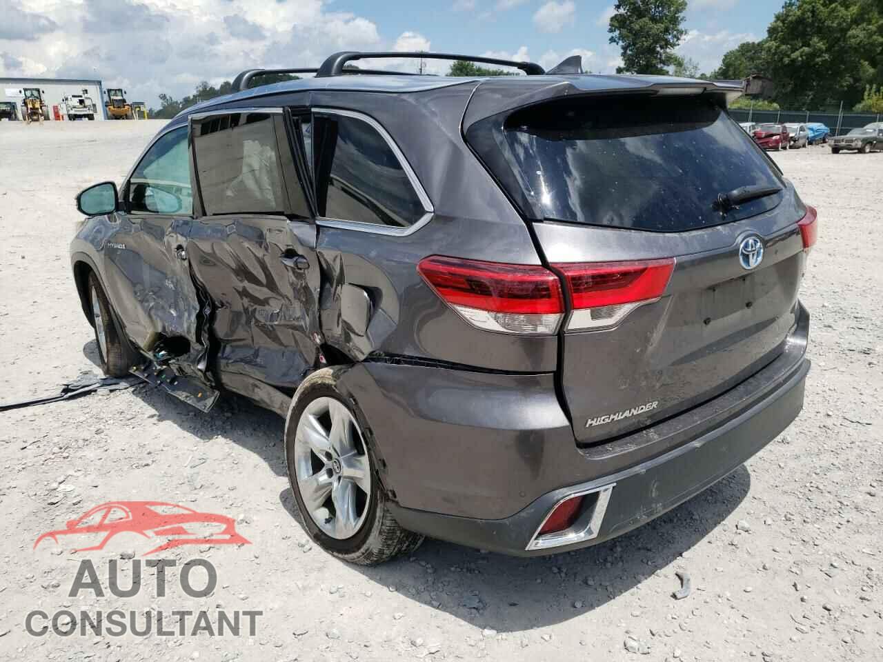 TOYOTA HIGHLANDER 2017 - 5TDDGRFH1HS028672