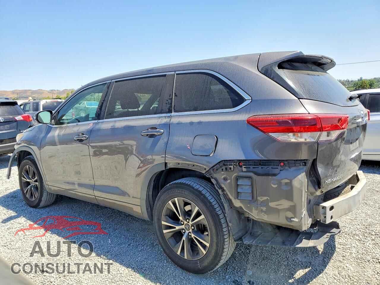 TOYOTA HIGHLANDER 2018 - 5TDZZRFH3JS236901