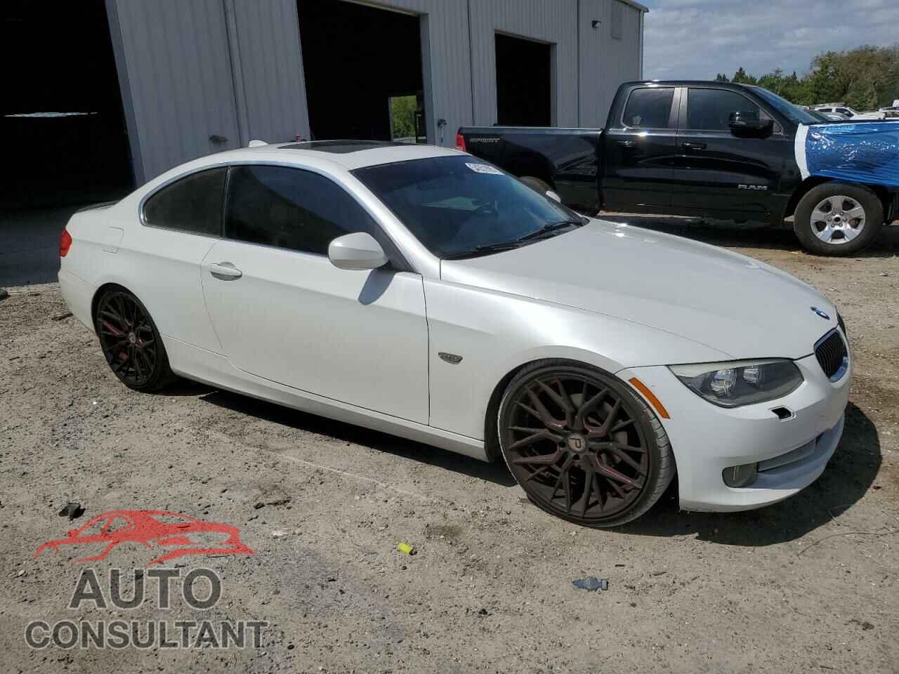 BMW 3 SERIES 2013 - WBAKE5C56DJ106979