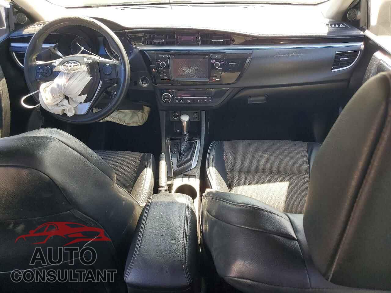 TOYOTA COROLLA 2015 - 5YFBURHE2FP189900