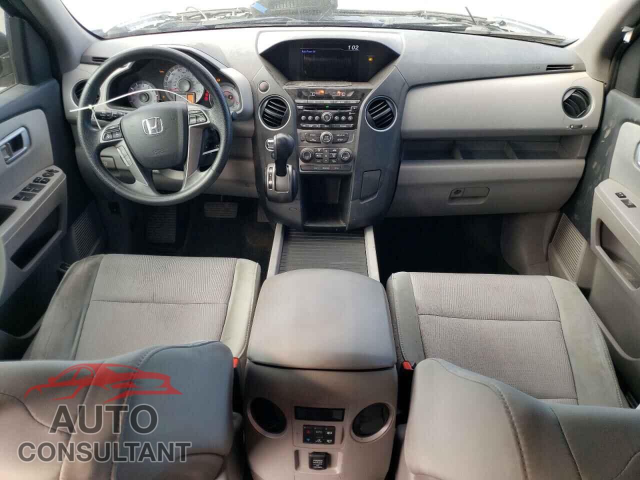 HONDA PILOT 2015 - 5FNYF4H44FB053228
