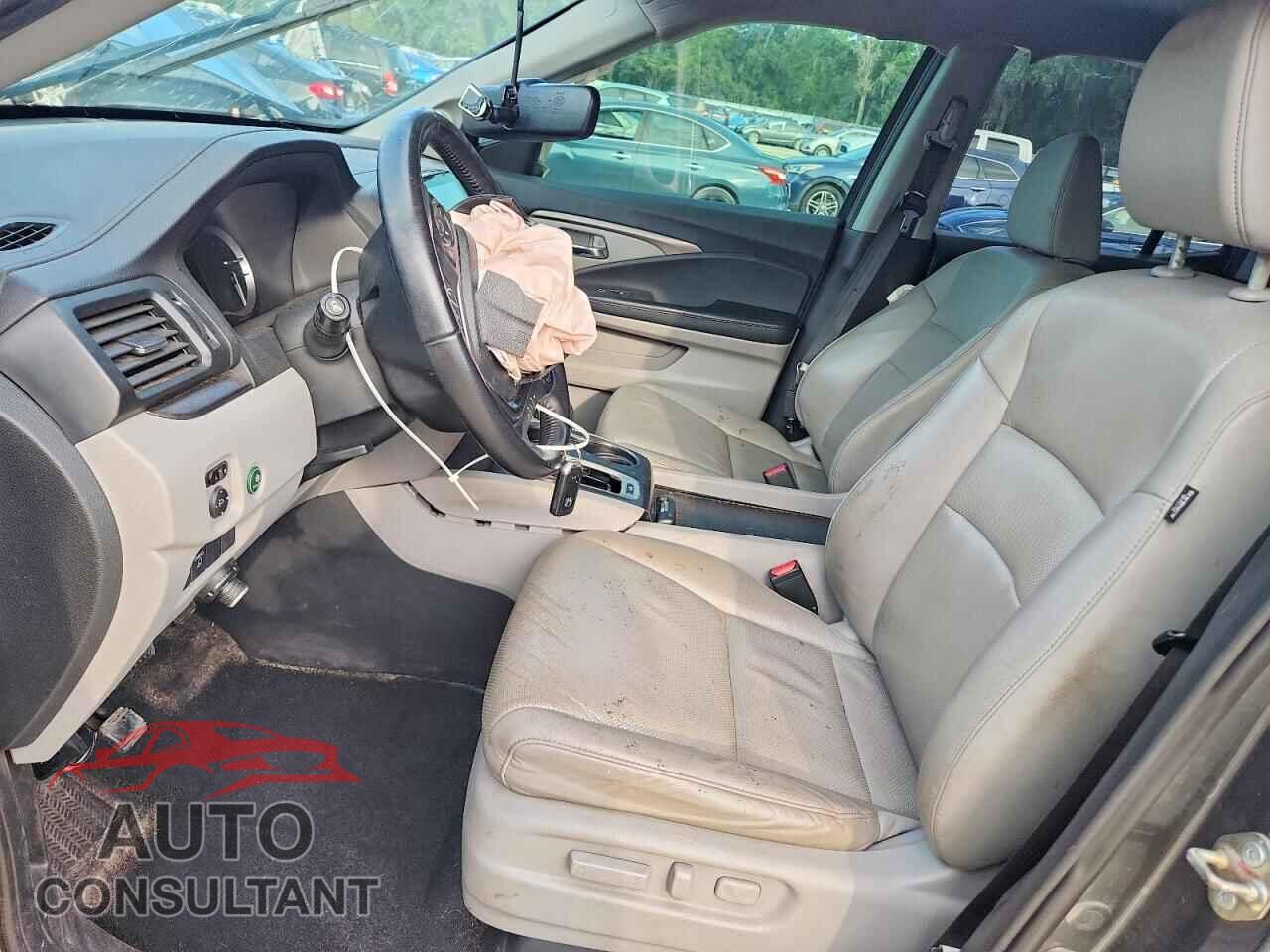HONDA RIDGELINE 2019 - 5FPYK3F61KB006539
