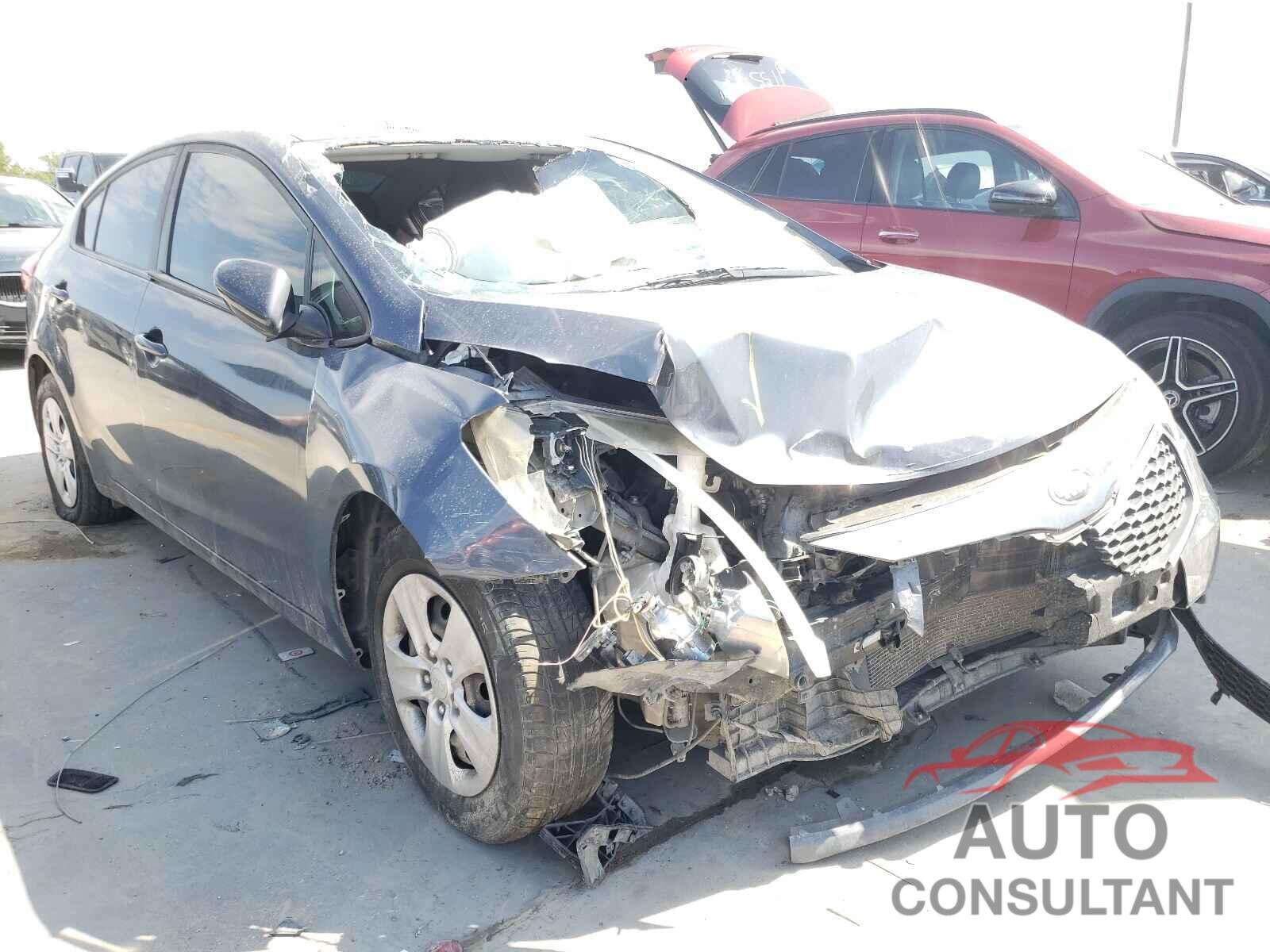 KIA FORTE 2016 - KNAFK4A68G5604839