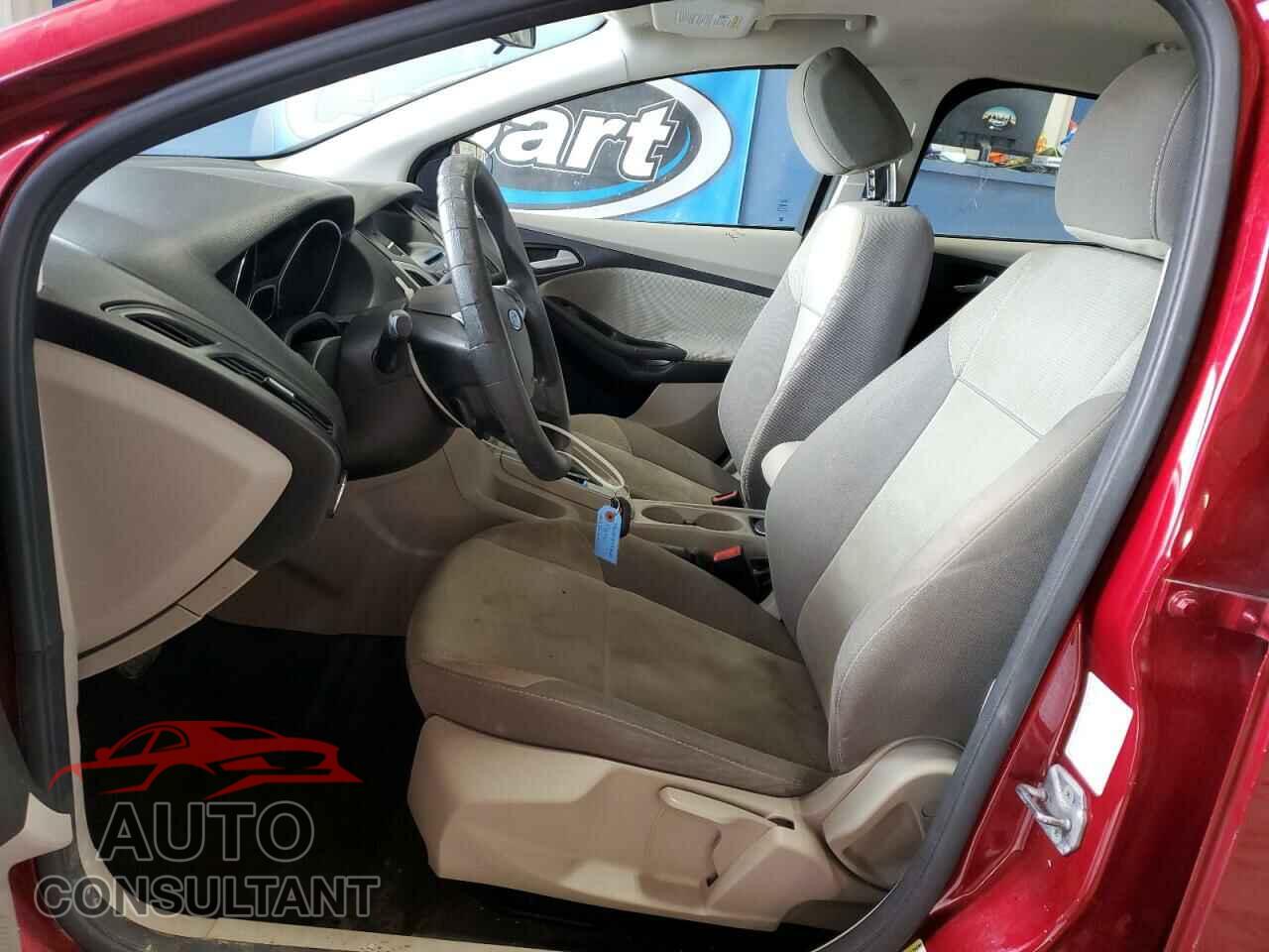 FORD FOCUS 2013 - 1FADP3F28DL213912