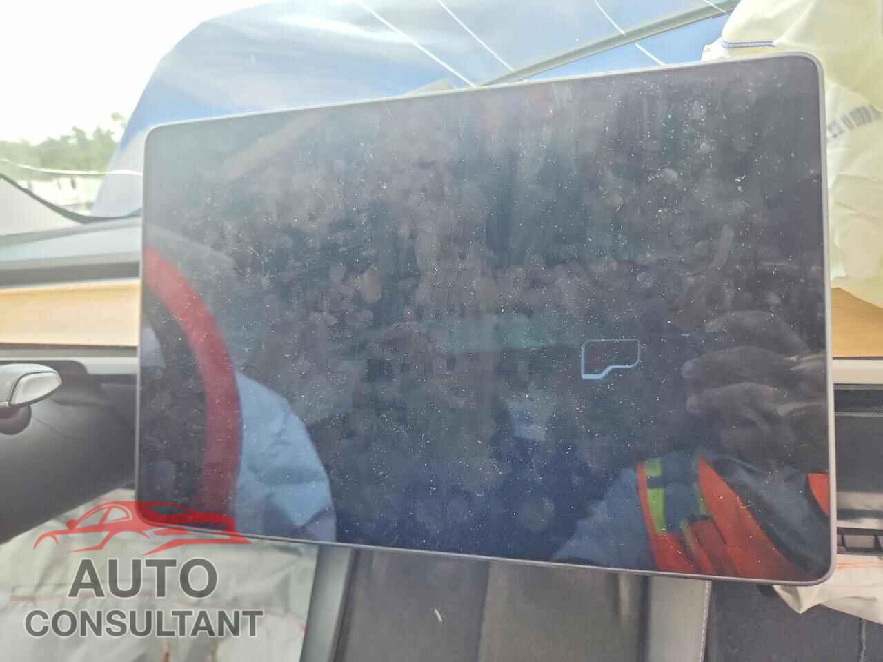 TESLA MODEL 3 2021 - 5YJ3E1EB2MF032678