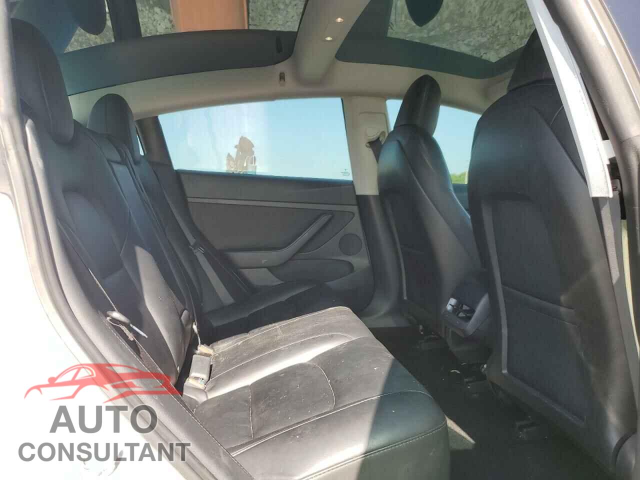 TESLA MODEL 3 2021 - 5YJ3E1EB5MF019634